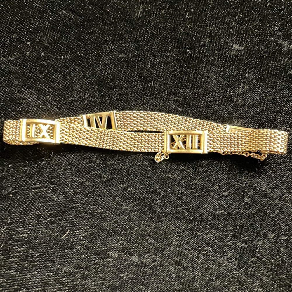 Vintage Tiffany & Co. 18 k beautiful gold Roman Numeral bracelet